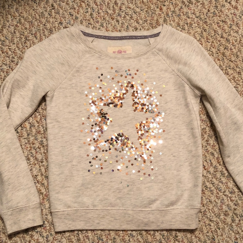 VGUC - SO Cozy Crewneck - Sequin Star- girls size 7/8